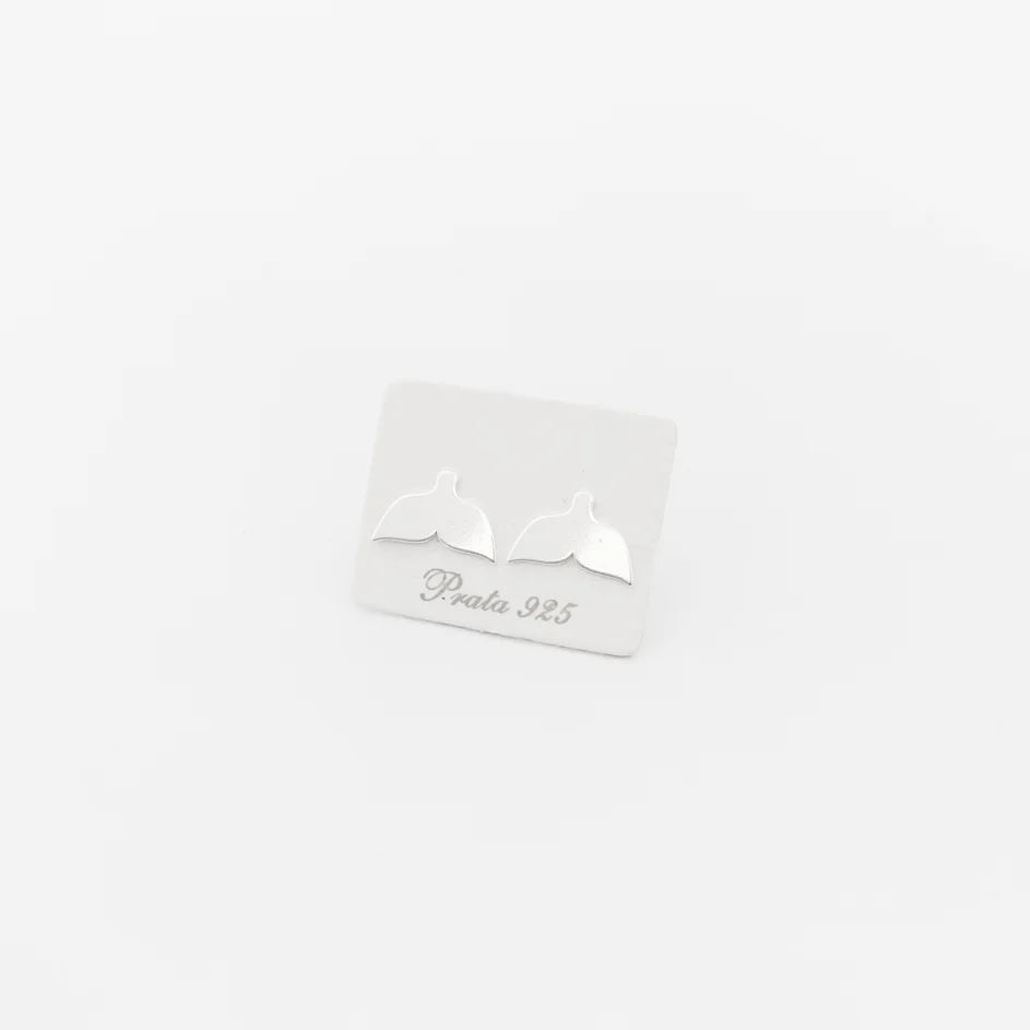 Brinco de Cauda de Baleia Lisa