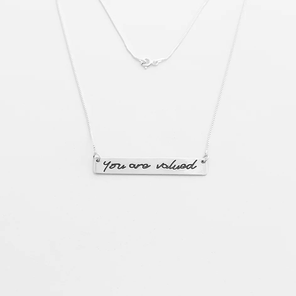 Gargantilha de Plaquinha "You are Valued" - 45cm